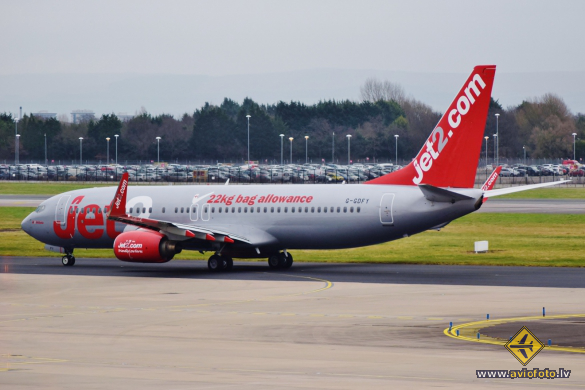 Boeing 737-86Q